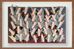 Retângulos rosas flutuando sobre triângulos azuis // Fernando Correia